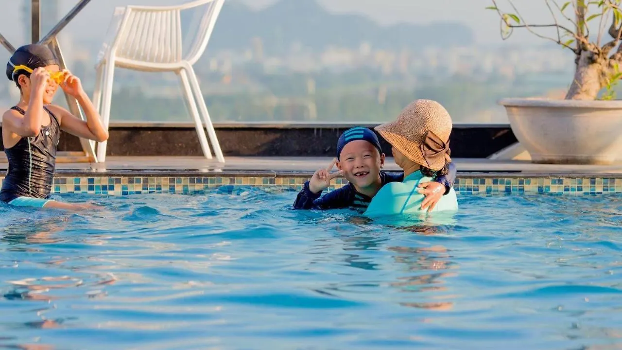 씨 피닉스 호텔 다낭