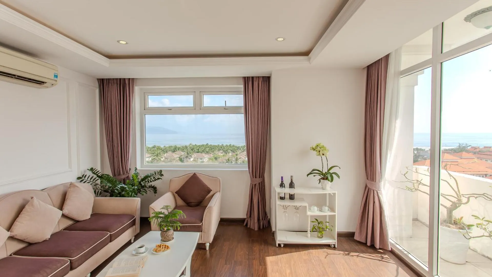 ***  Sea Phoenix Hotel Danang Vietnam